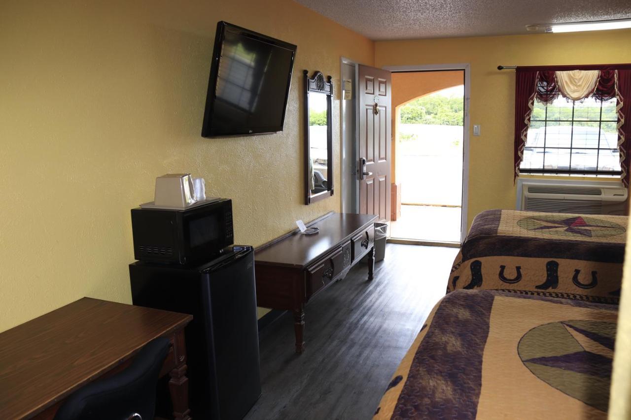 Chaparral Motel Hallettsville Kültér fotó