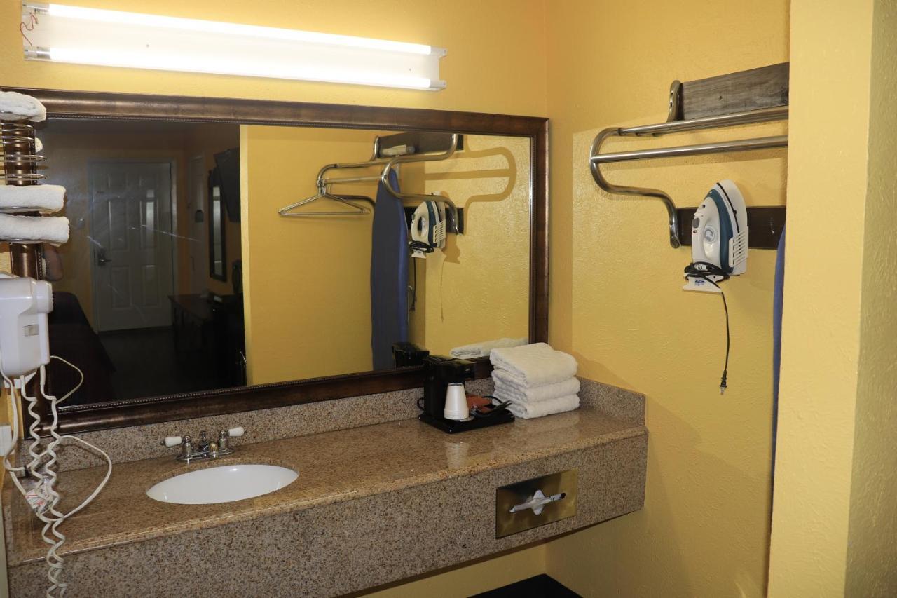 Chaparral Motel Hallettsville Kültér fotó